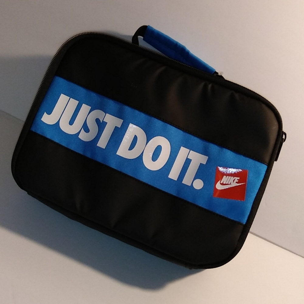 Nike Lunchbox